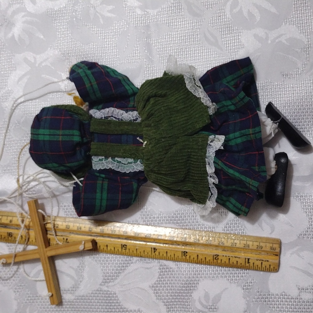 Marionette Puppet - Picture 4 of 4